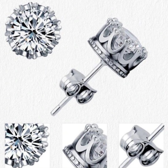 Silver Round Diamond Royal Crown Stud Earrings - Picture 5 of 5